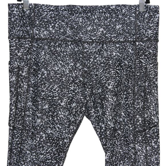 Athleta Ultimate Stash 7/8 Tight in Storm Texture Black Size 2X NWT - Picture 6 of 8